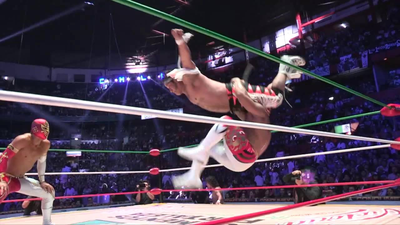 TERCERA LUCHA VIERNES 18 DE SEPTIEMBRE 82 ANIVERSARIO CMLL (3) casas en venta en puerto vallarta