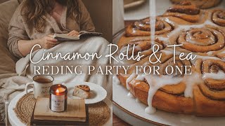 You Are Invited! 🤗 Cosy READ WITH ME | Comforting vibes, soft music & freshly baked cinnamon rolls screenshot 5