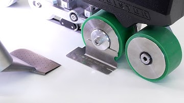 Leister Tutorial | VARIMAT 700/500/300 - Adjusting the nozzle with the gauge