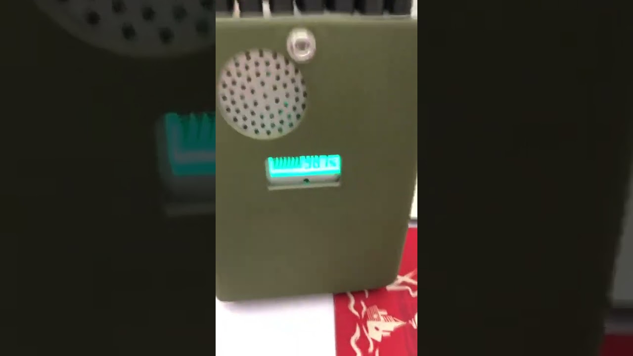 Handheld 5G Cell Phone Signal Jammer with Nylon Shell Shielded 2G 3G 4G 5GW i-Fig PS UHF VHF Signal