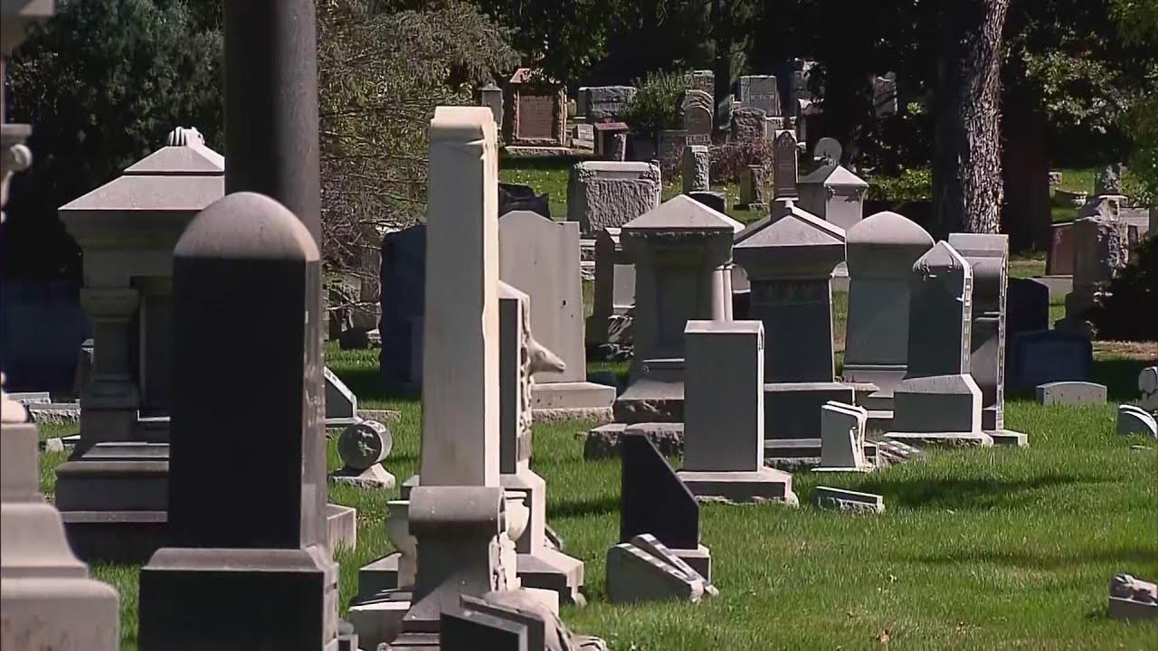 After bodies found at Colorado funeral home, funeral home manager hopes to ease