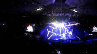 Love Is Over - Jenny Tseng 甄妮 愛SHOW 演唱会 2010 Farewell World Tour Singapore 2010) Love Is Over - Jenny Tseng 甄妮 愛SHOW 演唱会 2010 Farewell World Tour Singapore 2010)