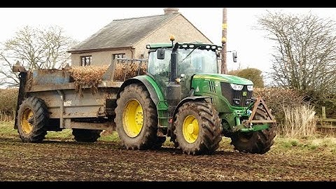 Loading compost with JCB and Spreading with John Deere