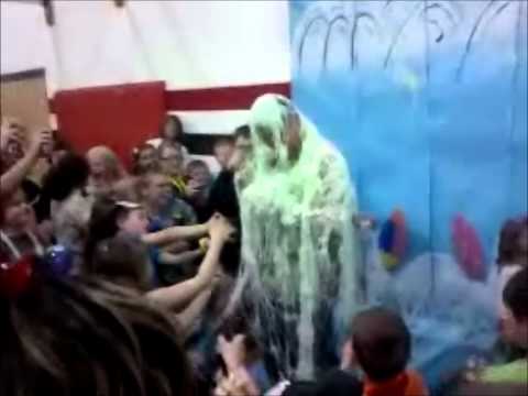Principal List gets Silly Stringed