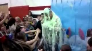 Principal List gets Silly Stringed
