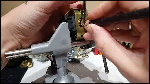 (056) Mindy Smiley lock picked