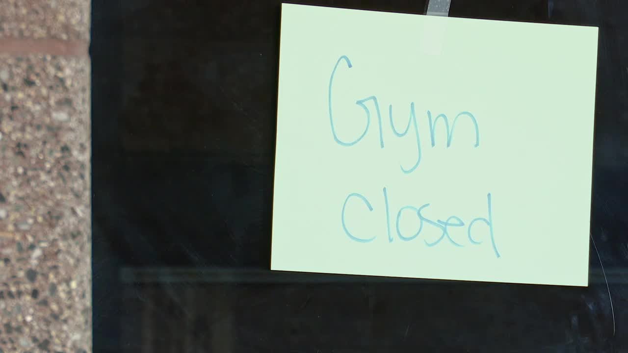 'Tis the season! Bats found in Orem school force kids to learn from home