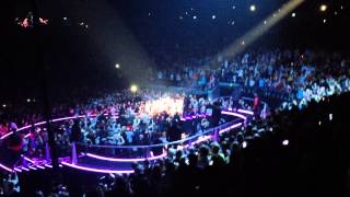 Michael Buble & Naturally 7 - Get Lucky (by DAFT PUNK) (MELBOURNE AUSTRALIA)
