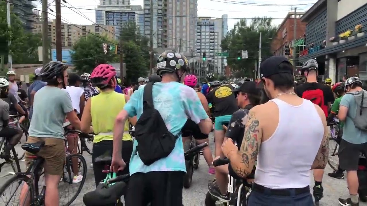 Batchelor Chiropractic goes to the Critical Mass group ride in Atlanta