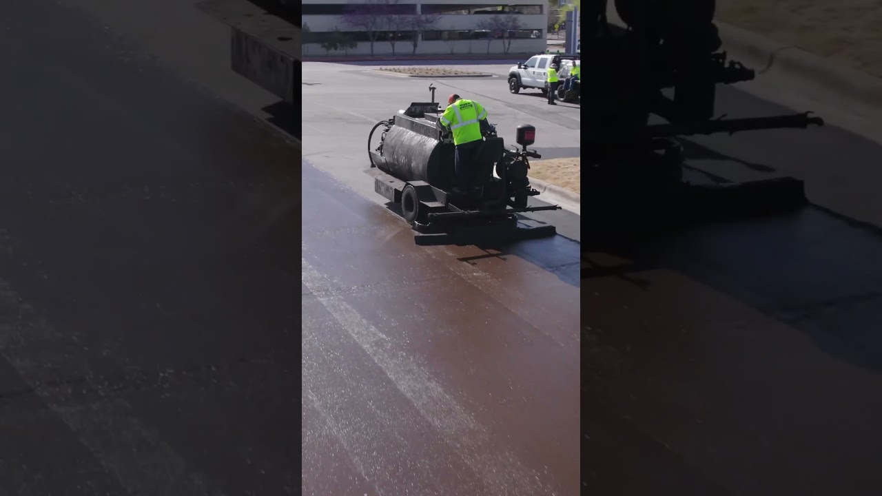 Painting it black ✔️ 🎥: @alphapavingtx 