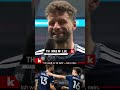 "Berhalter!": Whitecaps-Mitspieler crasht Müller-Interview #shorts