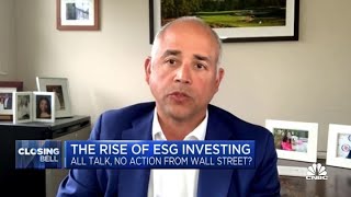 Nuveen CEO discusses regulating ESG investing