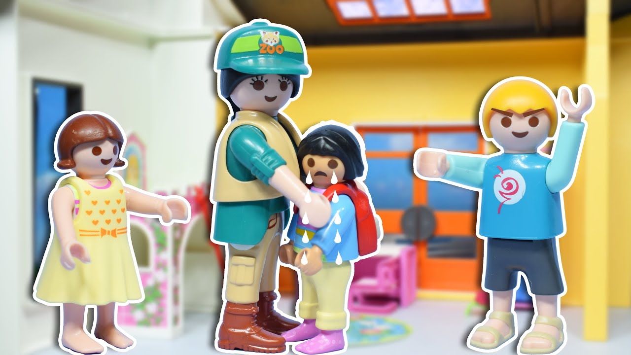 الولد الشرير اتهم جنا بسرقة الساعة و ساندي مصدقتهوش - عائلة ساندي - قصص اطفال