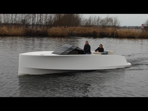 Video: Q30 Er Den Ultraminimalistiske Elektriske Yacht, Som Du Aldrig Vil Høre Kommer