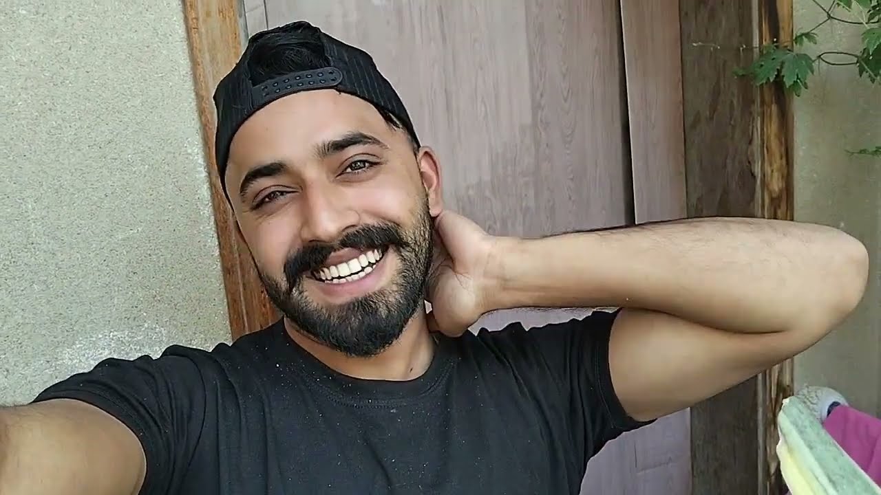 Chicken biryani eating 1st time in Bahrain 🇧🇭|Tells about the Darulkumat of Bahrain and its King|