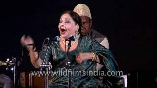 'Aaj Jane Ki Zid Na Karo' by Farida Khanum