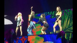 BLACKPINK- KISS AND MAKEUP (Melbourne Concert) CLOSE FANCAM Resimi