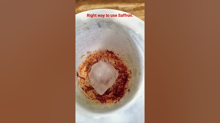 Right way to use Saffron (zafran-kesar) without wasting it. #saffron #kesar #zafran #shorts #makeba