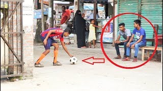 BEST SCARE OF FOOTBALL PRANK 2020 ! WRONG REACTION on PUBLIC !