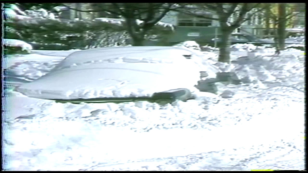 Blizzard of 78 Digging Out - YouTube