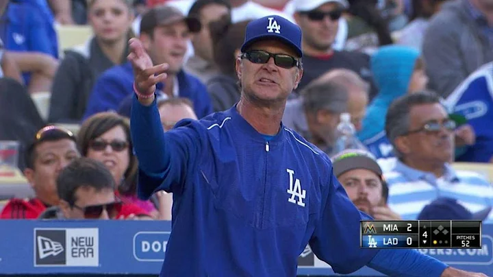 MIA@LAD: Dodgers challenge, Mattingly ejected in 4th