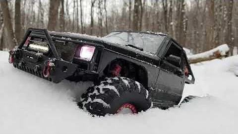 RC Crawler - Deep snow! Trail #4