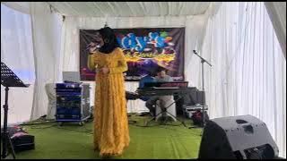 cover#Singgalang oyak kapua# Putri Chantika...music Fadli vaddero#Lady's Live Music