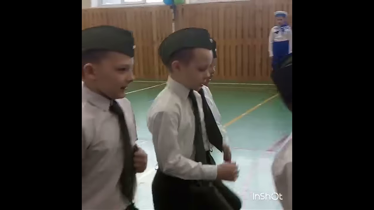 Дети маршируют - YouTube
