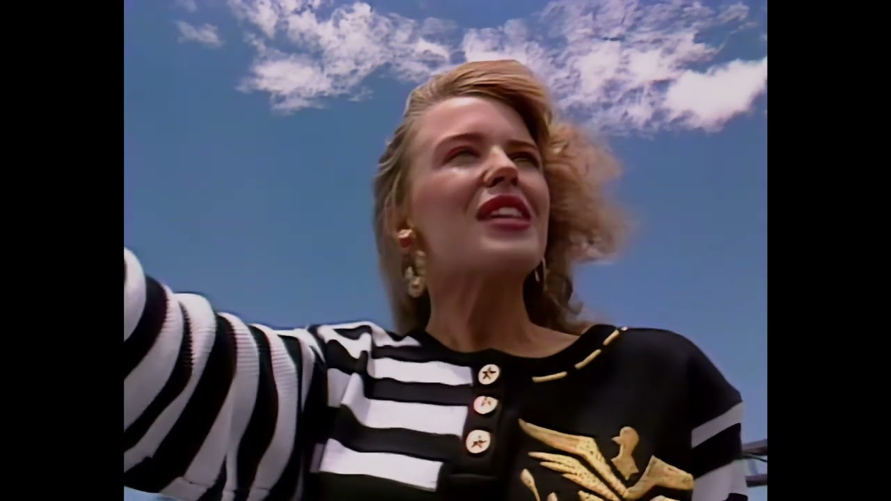 カイリー・ミノーグ  /   I Should Be So Lucky Kylie Minogue - I Should Be So Lucky - Official Video - YouTube