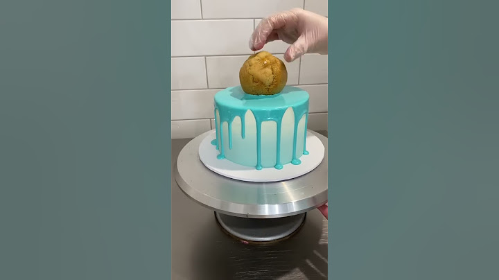 ICE CREAM DRIP CAKE