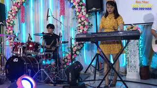 Ban Nhạc Điện Tử Sơn Hòa Tấu Band 2019 Cực Phê,Tay Trống Cực Bốc,Mời Cả Nhà Cùng Xem Giải Trí screenshot 4