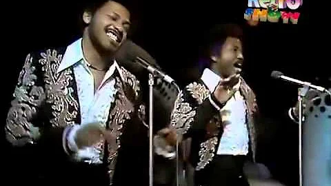 Tavares - Don't take away the music (retro video &...