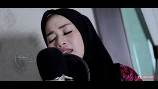 Menangis menyanyikan lagu ini | Terhanyut dalam kemesraan(Ikke Nurjanah) | cover by. Lusi susanti