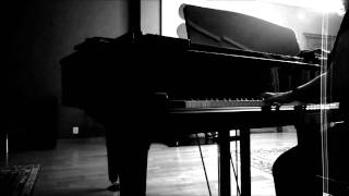 Video thumbnail of "Leave - R.E.M. (piano version)"