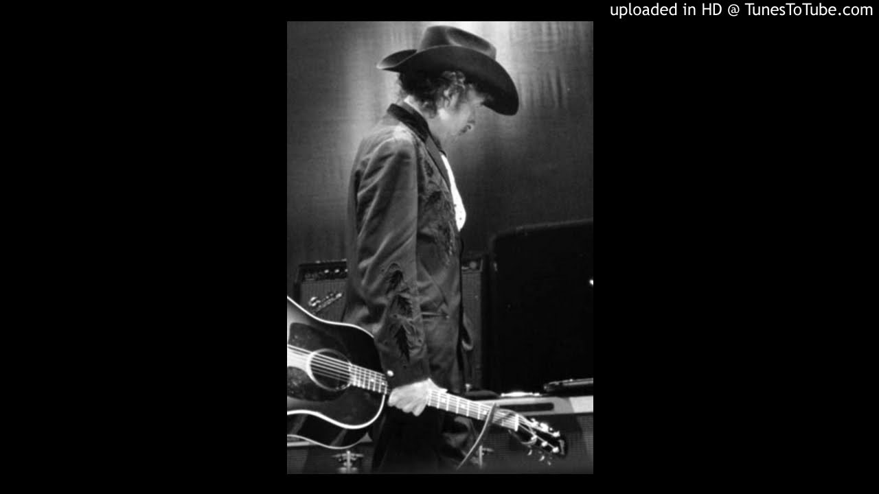 Bob Dylan live, Visions Of Johanna, Dallas 2002 - YouTube