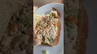 Healthy chicken salad sandwich under 200 calories