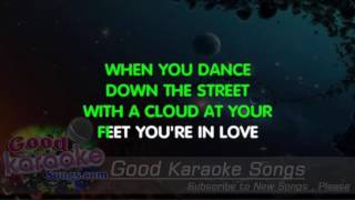 That's Amore  - Dean MArtin (Lyrics Karaoke) [ goodkaraokesongs.com ]