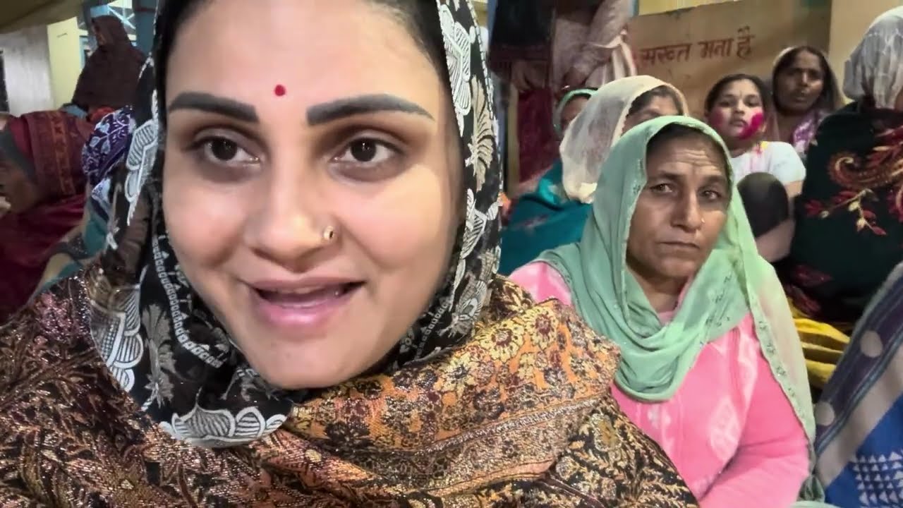 Panuji me bhagtoin ki bheed, holi ka dhamaal #familyvlogs #dailyvlog #varshakiduniya 