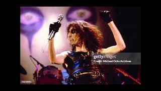 Alice Cooper  - The Quiet Room -  From The Inside -  1978 -  Isolated Bass & Drums