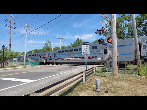 LIRR Double Decker With my Safetran Type 2 E-Bell @ Oakdale-Bohemia Rd Railroad Crossing, Oakdale NY