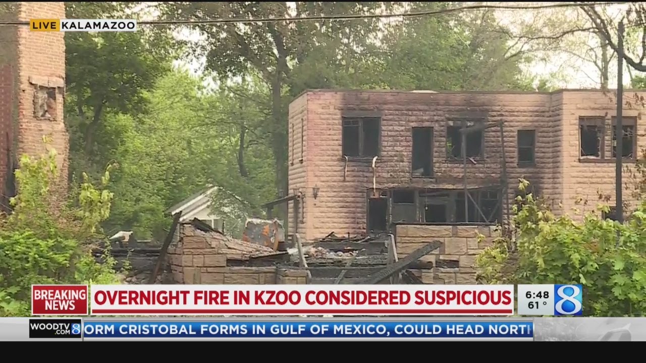 Suspicious fire destroys 5 homes in Kalamazoo - YouTube