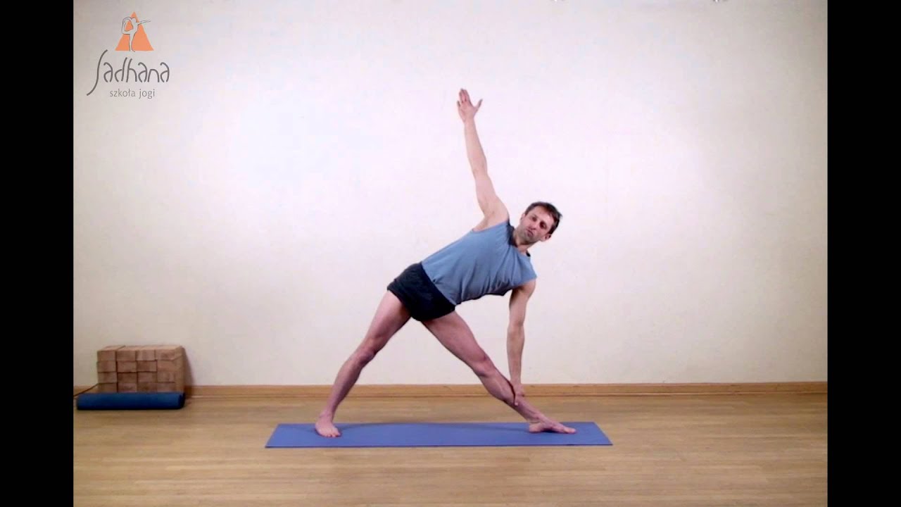 Sadhana Joga w Krakowie: Trikonasana