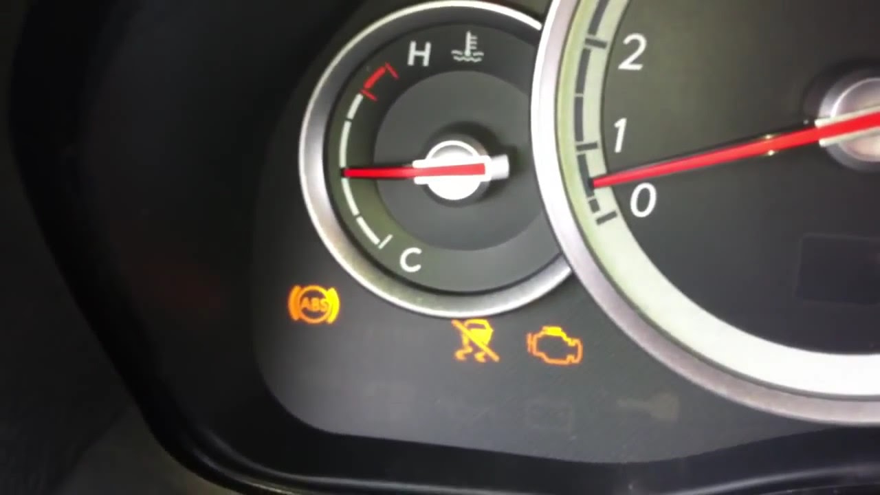 2005 Subaru Outback abs, cruise, cel, vdc, sport lights lit - YouTube