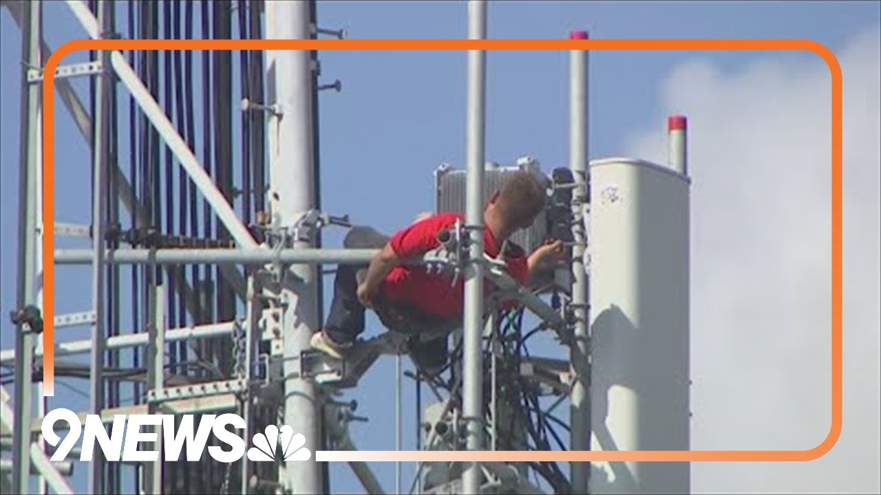 Man Arrested After Climbing Cell Tower In Miami - YouTube