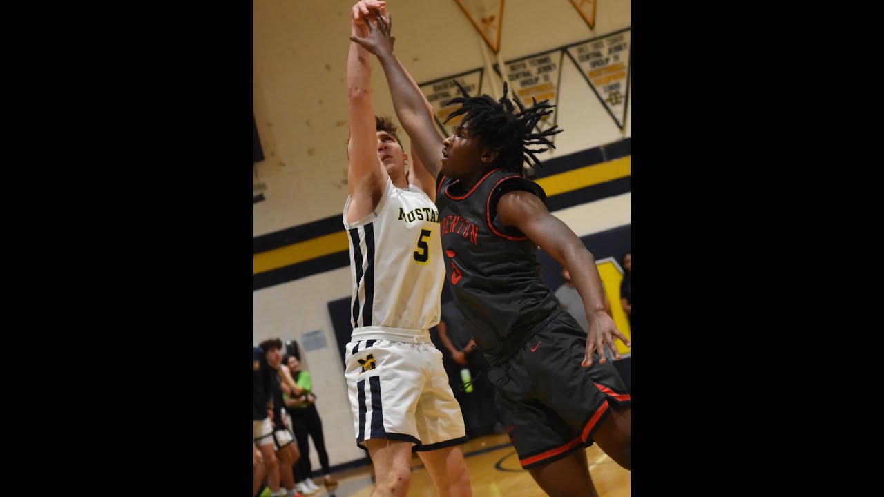 Marlboro's Zack Molod from 3-Point Range