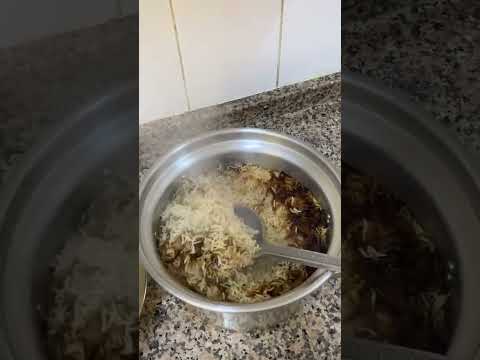 مدفون بالطريقه اليمنيه الخليج العربي اكلات الإمارات دبي