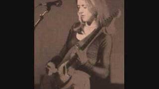 Liz Phair&quot;Love Is Nothing&quot;