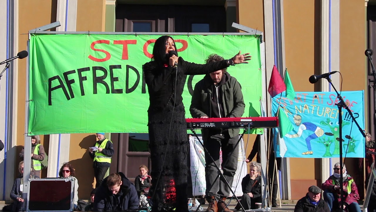 Folkering Anisette Koppel og Frank Hasselstrøm
