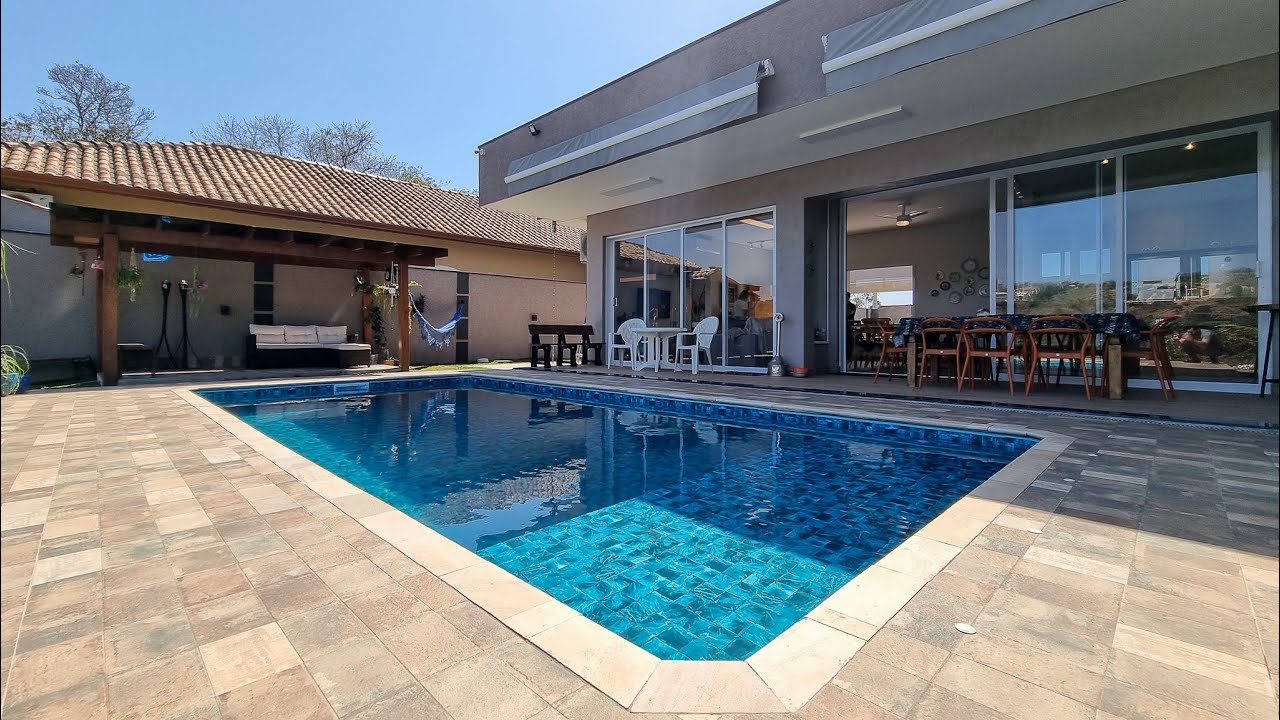 Chácara Brasil em Atibaia, linda casa moderna estilo chácara com piscina, área gourmet e galinheiro