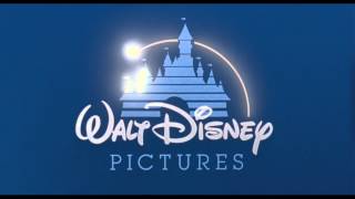 Miniatura de vídeo de "Classic Old Walt Disney Castle Intro"